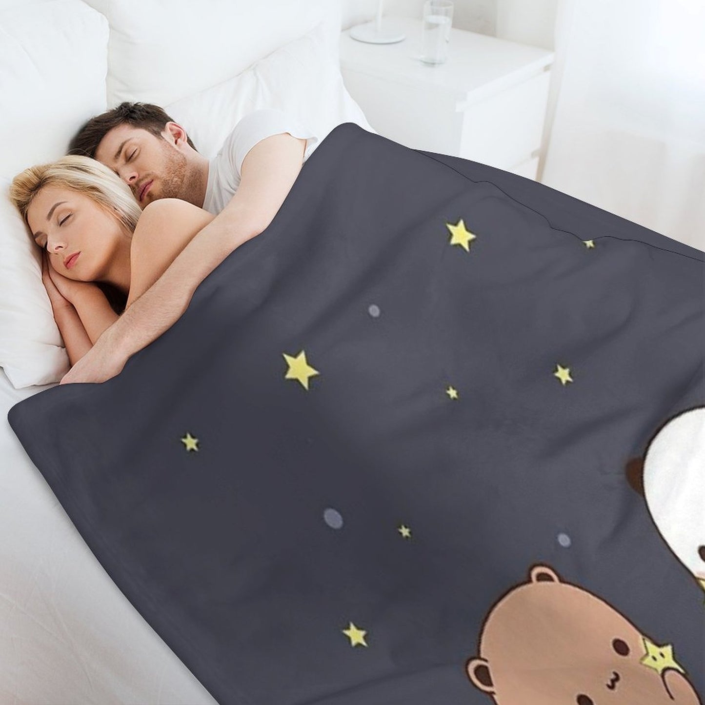 Bubu And Dudu Watching The Moon Together Throw Blanket