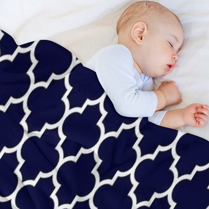 Navy Blue Quatrefoil Pattern Throw Blanket