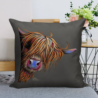 HiGHLaND CoW PRiNT SCoTTiSH ' SuGaR LuMP ON GReY ‘ BY SHiRLeY MacARTHuR Linen Throw Pillow Cover