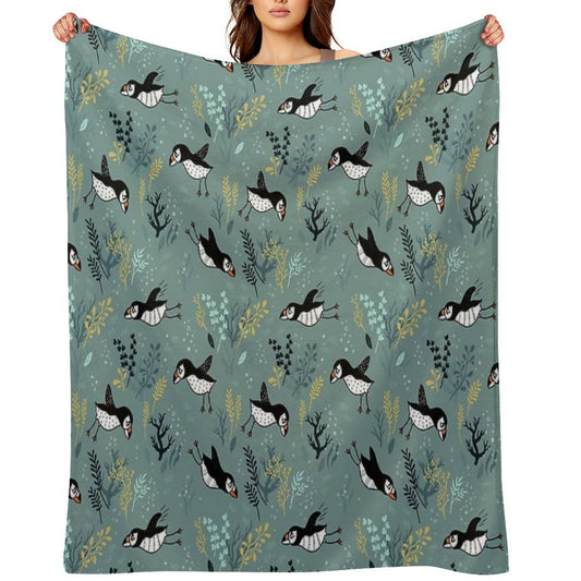 Puffin Under Water Throw Blanket