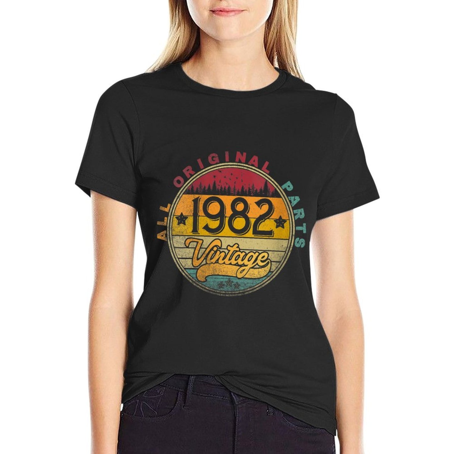 Womens 1982 40th Birthday Gift 40 Years Old Vintage Retro  Versatile T-Shirt