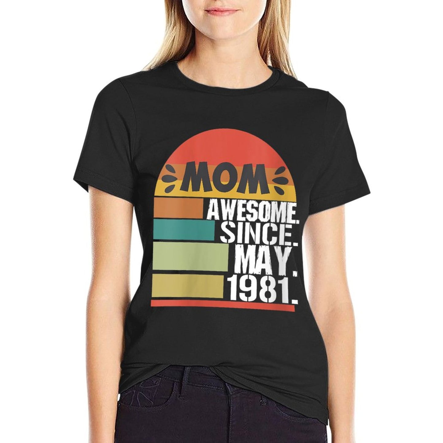 Womens Vintage May 1981 40th Birthday Funny Sayings for Mom  Moisture-wicking T-Shirt