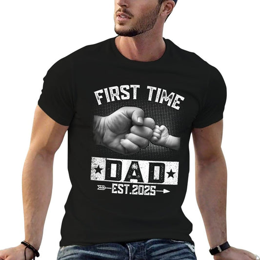 First Time Dad Est 2025 Fist Bump New Dad Funny Father&#39;s Day T-Shirt