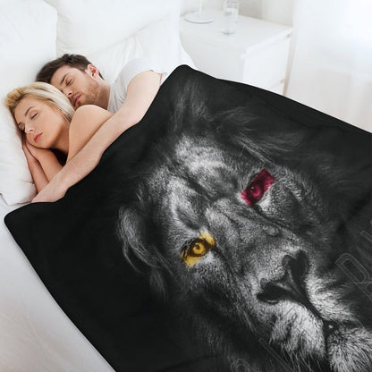 Galatasaray Aslan Throw Blanket