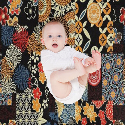 Yiling Wei Kimono [SEAMLESS] Throw Blanket