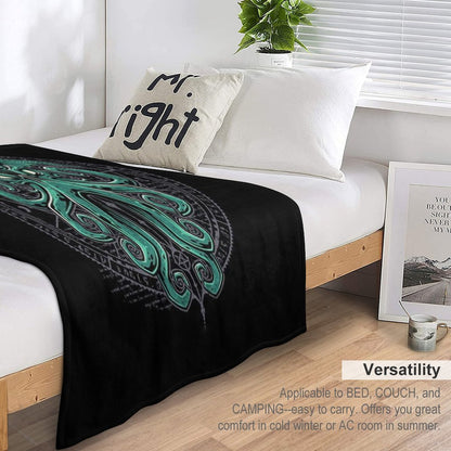 Great Cthulhu Throw Blanket