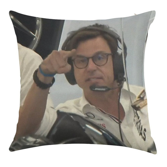 Toto Pointing at Camera Linen Throw Pillow Cover