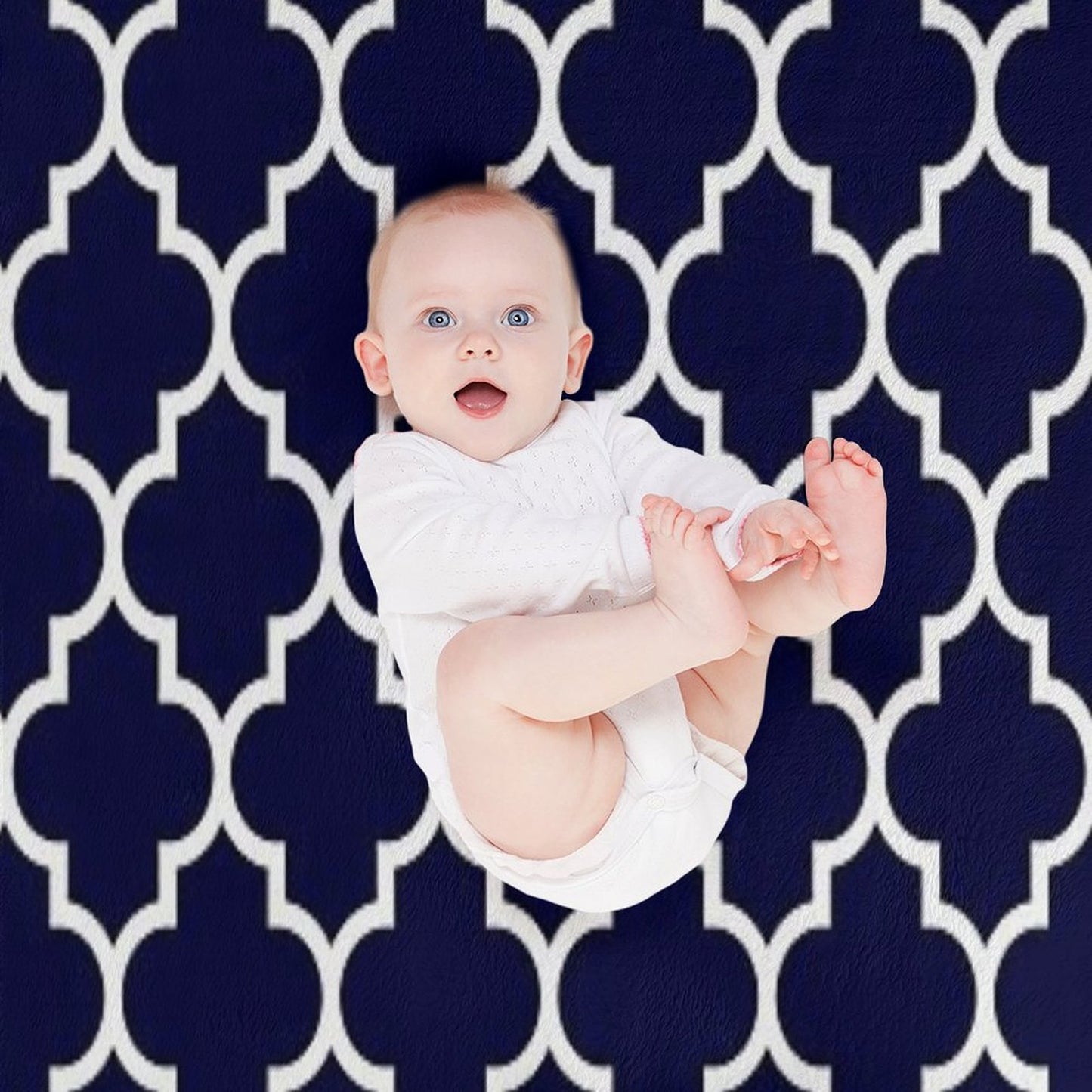 Navy Blue Quatrefoil Pattern Throw Blanket