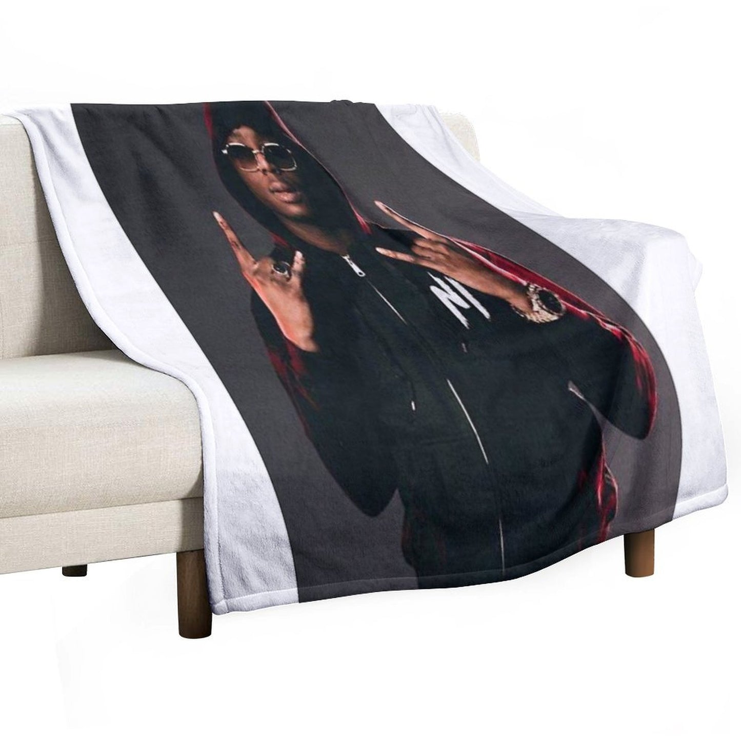 Ninho Throw Blanket