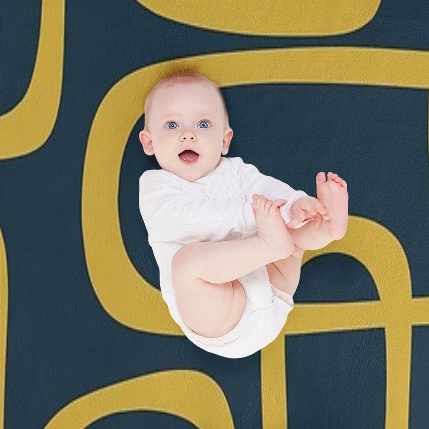 Midcentury Modern Loops Retro Pattern in Light Mustard And Navy Blue Throw Blanket