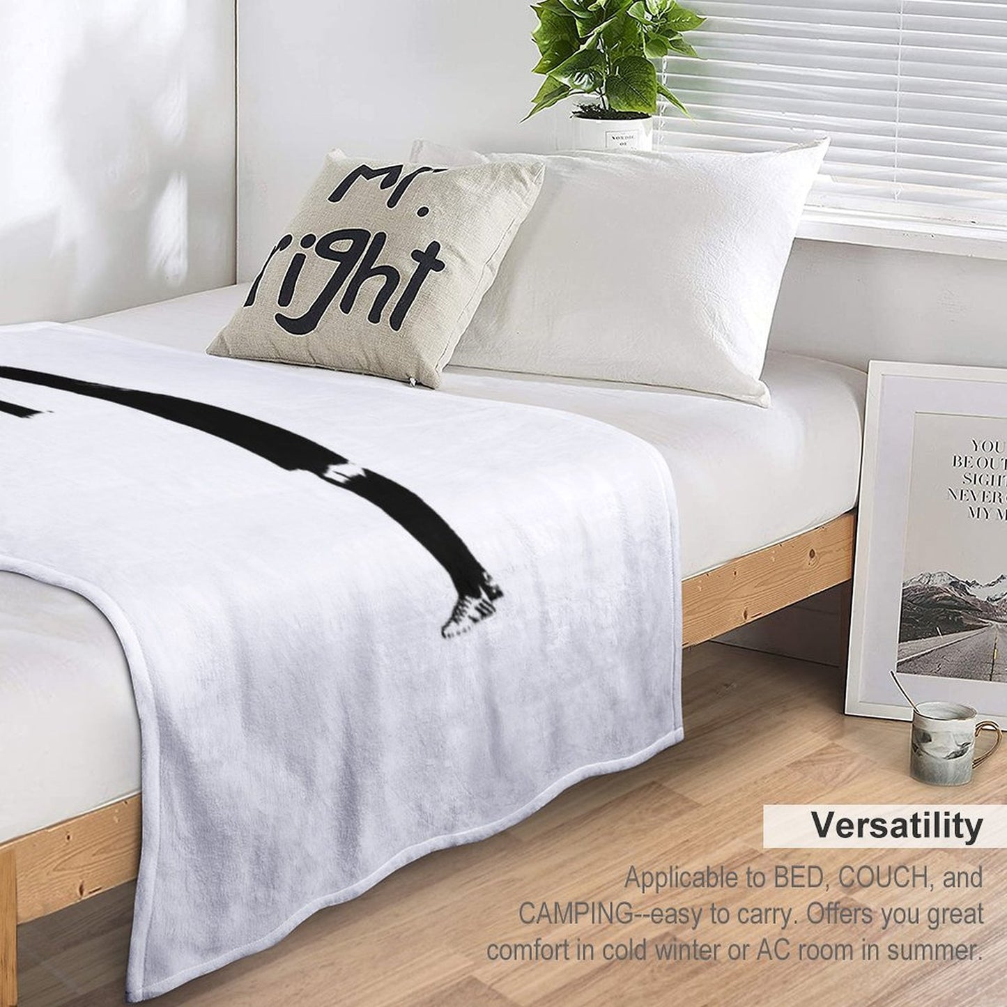 Lionel Messi Against Bernabeu Throw Blanket