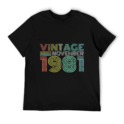 Womens 40th Birthday Gift Vintage November 1981 40 Years Old  Trendy Pattern T-Shirt
