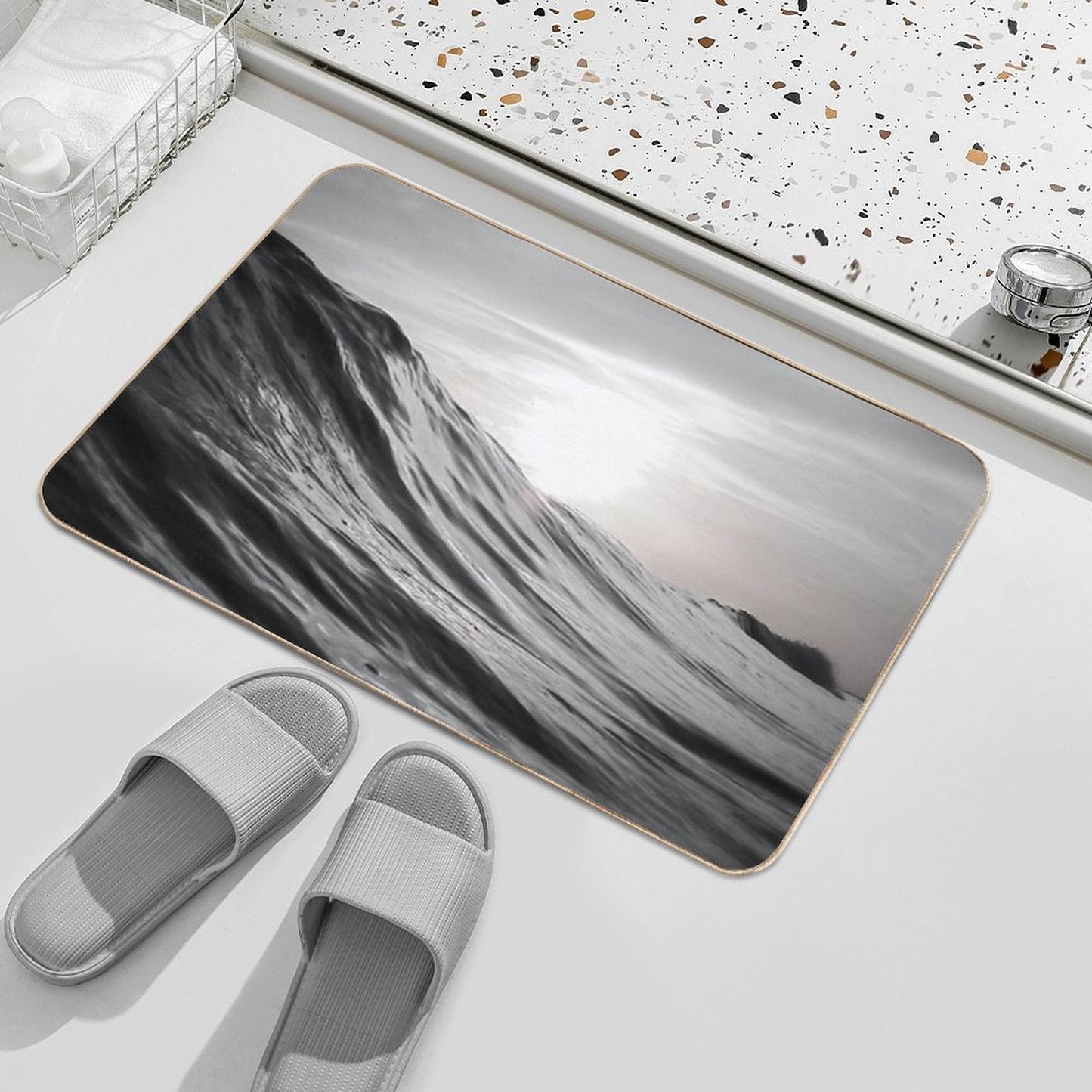 Motion of Water Bath Mat