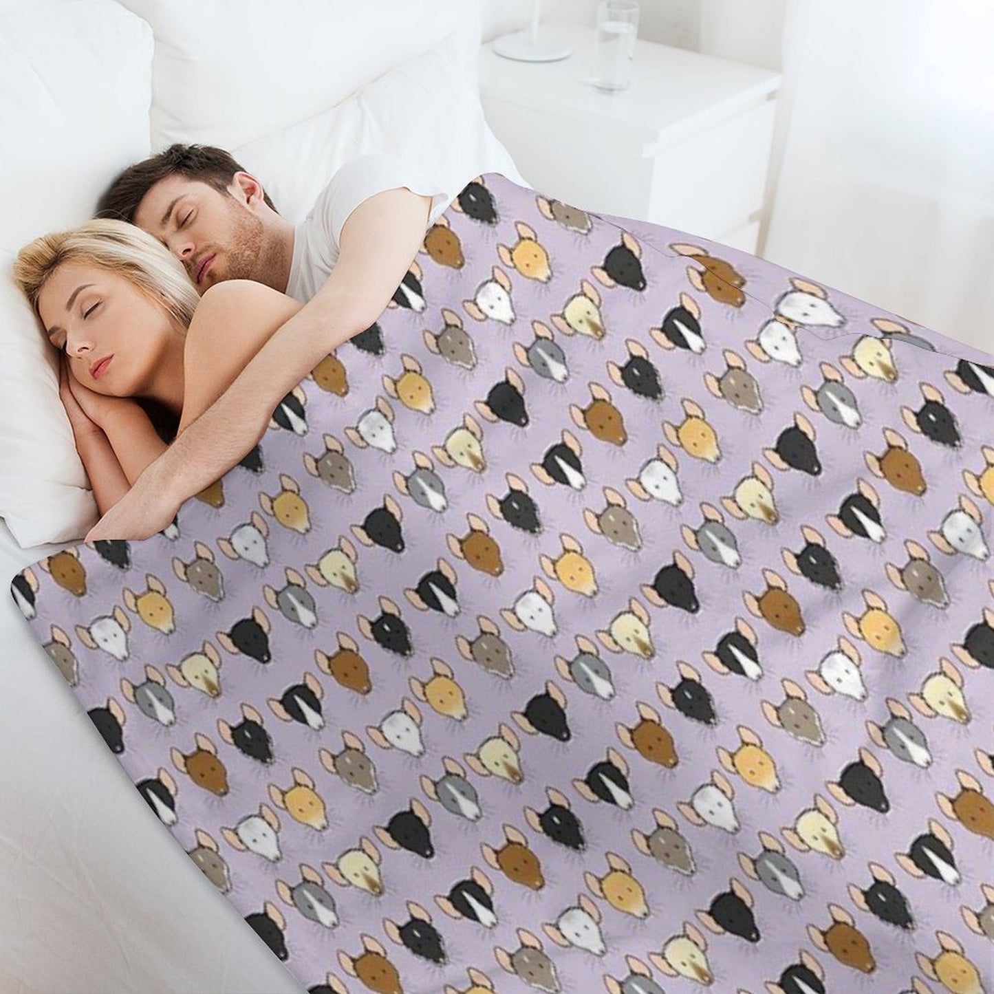 Ratty Faces Throw Blanket