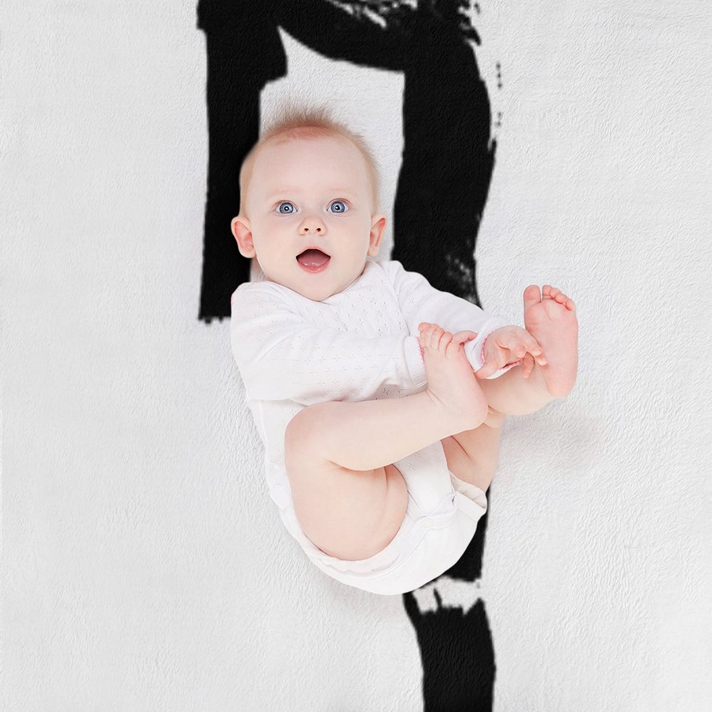 Lionel Messi Against Bernabeu Throw Blanket