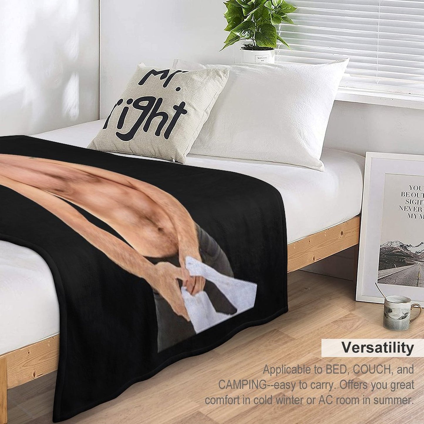 Chris Meloni Sexy Smile Throw Blanket