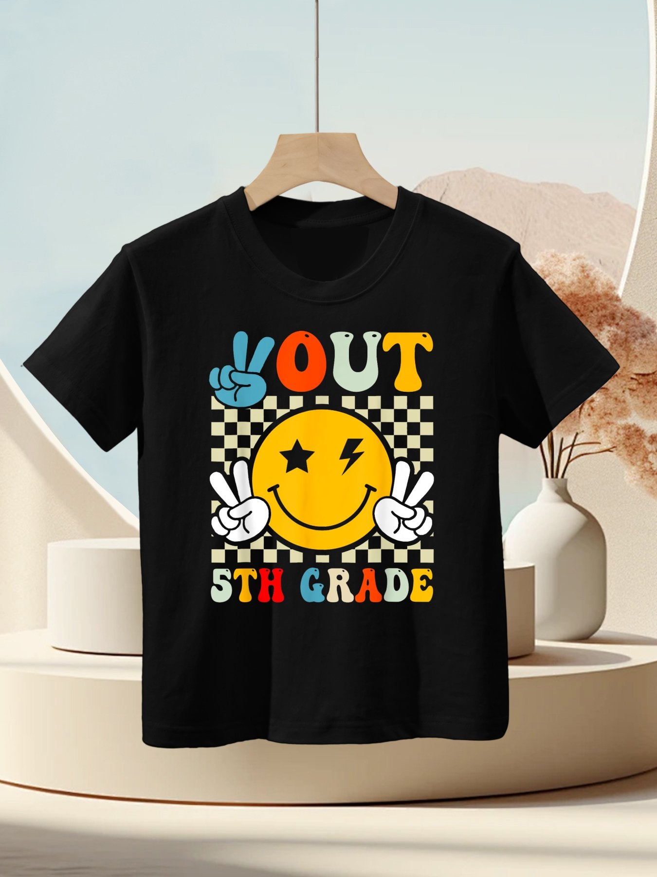 Groovy Peace Out 5th Grade Graduation Last Day Of School Kids T-Shirt