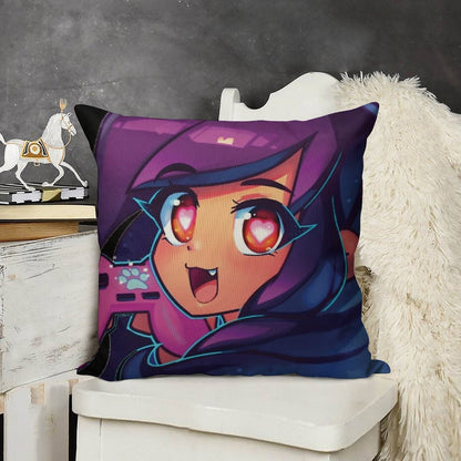Aphmau with Video Game Linen Throw Pillow Cover