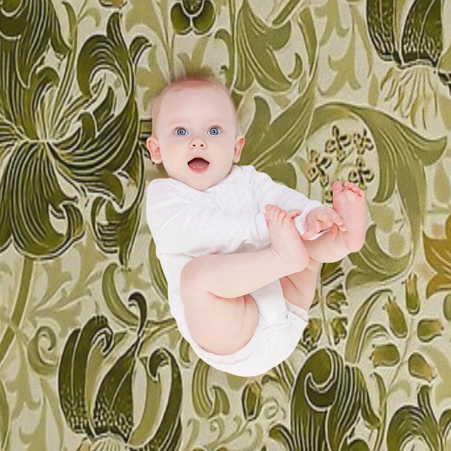 William Morris - Honeysucklea 'No,02. Throw Blanket