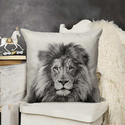 Lion Linen Throw Pillow Cover