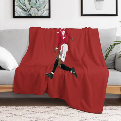 Marcus Rashford Header Throw Blanket