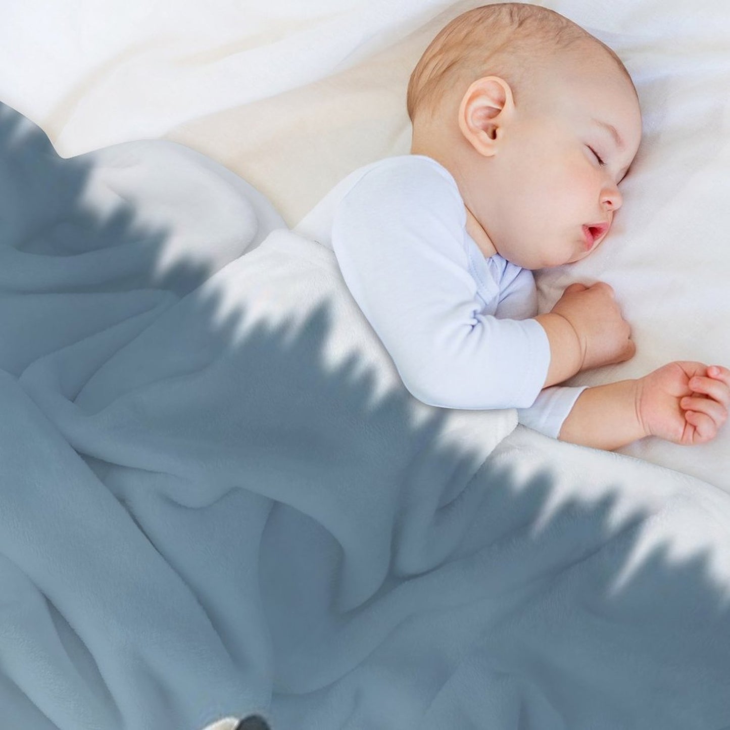 Spyhop Throw Blanket