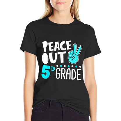 Peace Out 5th Grade Graduation Last Day School 2025 Funny T-Shirt