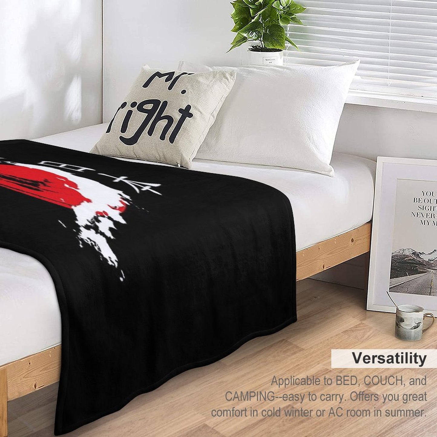 Japan (white) Throw Blanket