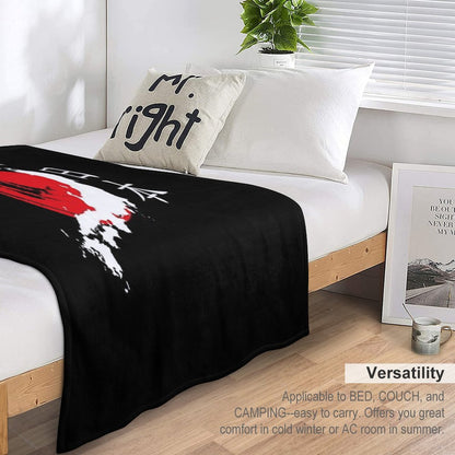 Japan (white) Throw Blanket